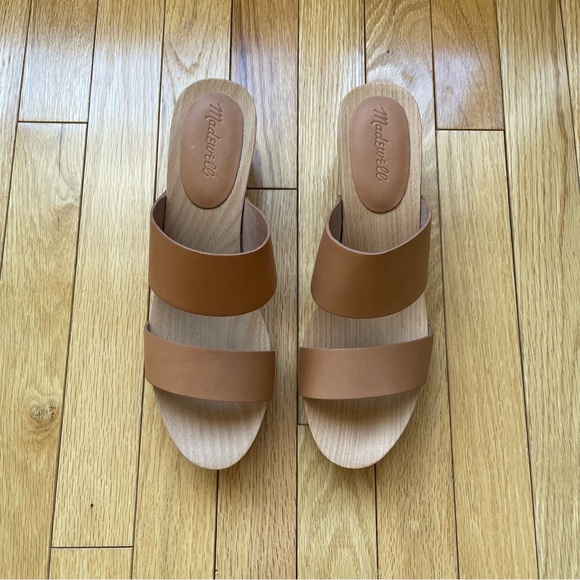Madewell Clara Clog Sandal - Desert Camel - Picture 3 of 7